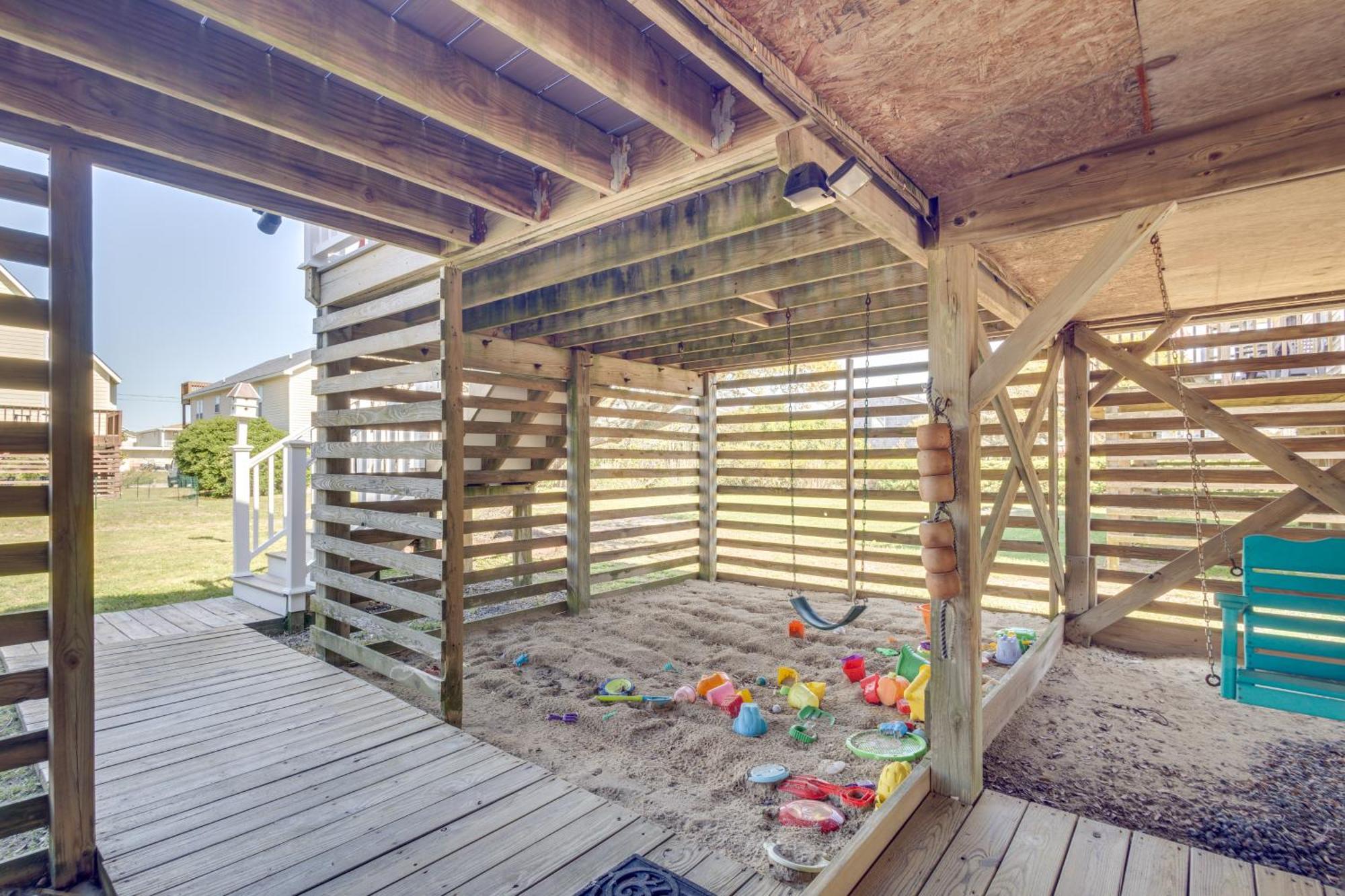 Coastal Home With Deck And Outdoor Shower Kill Devil Hills Exteriér fotografie